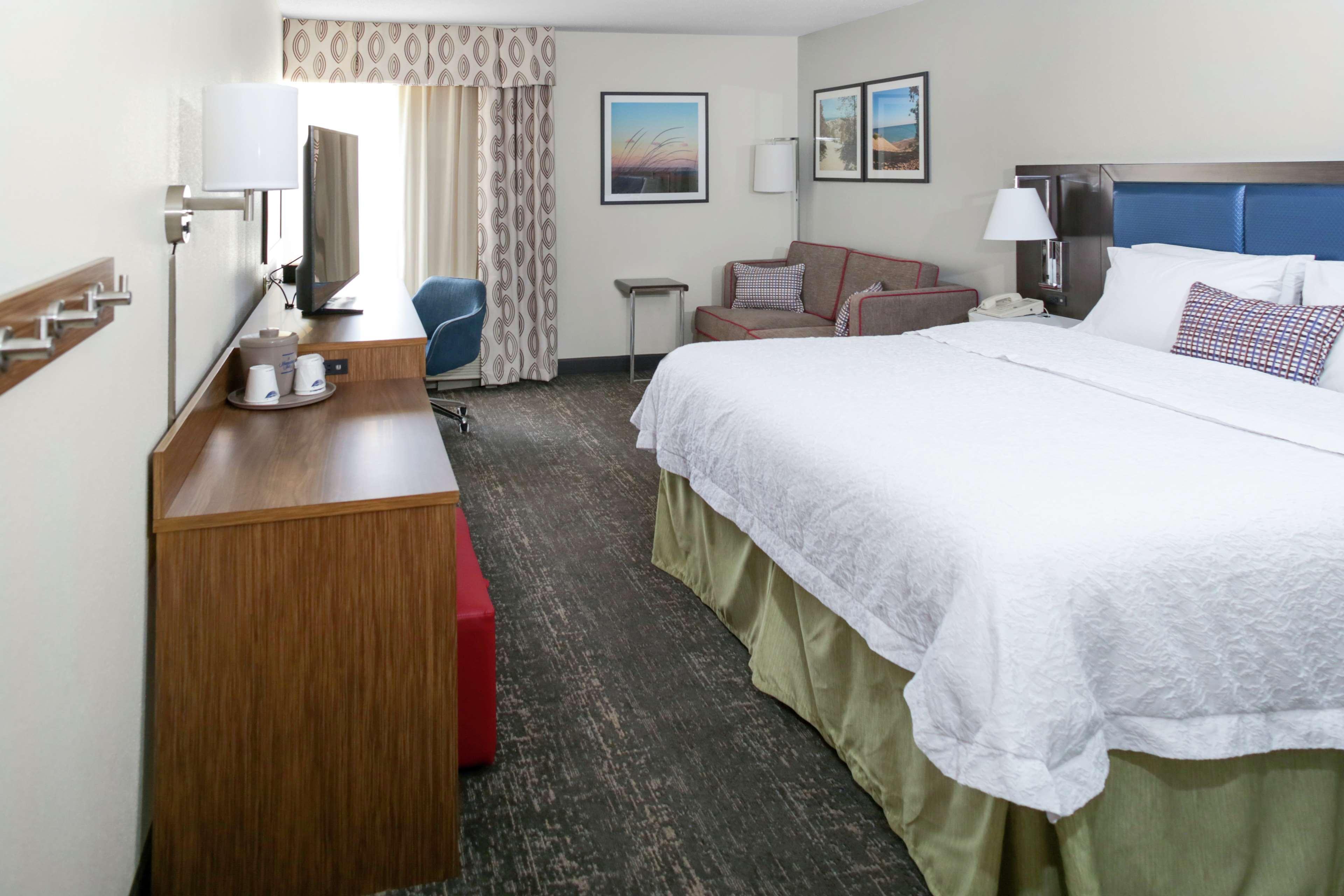 Hampton Inn Portage Bagian luar foto