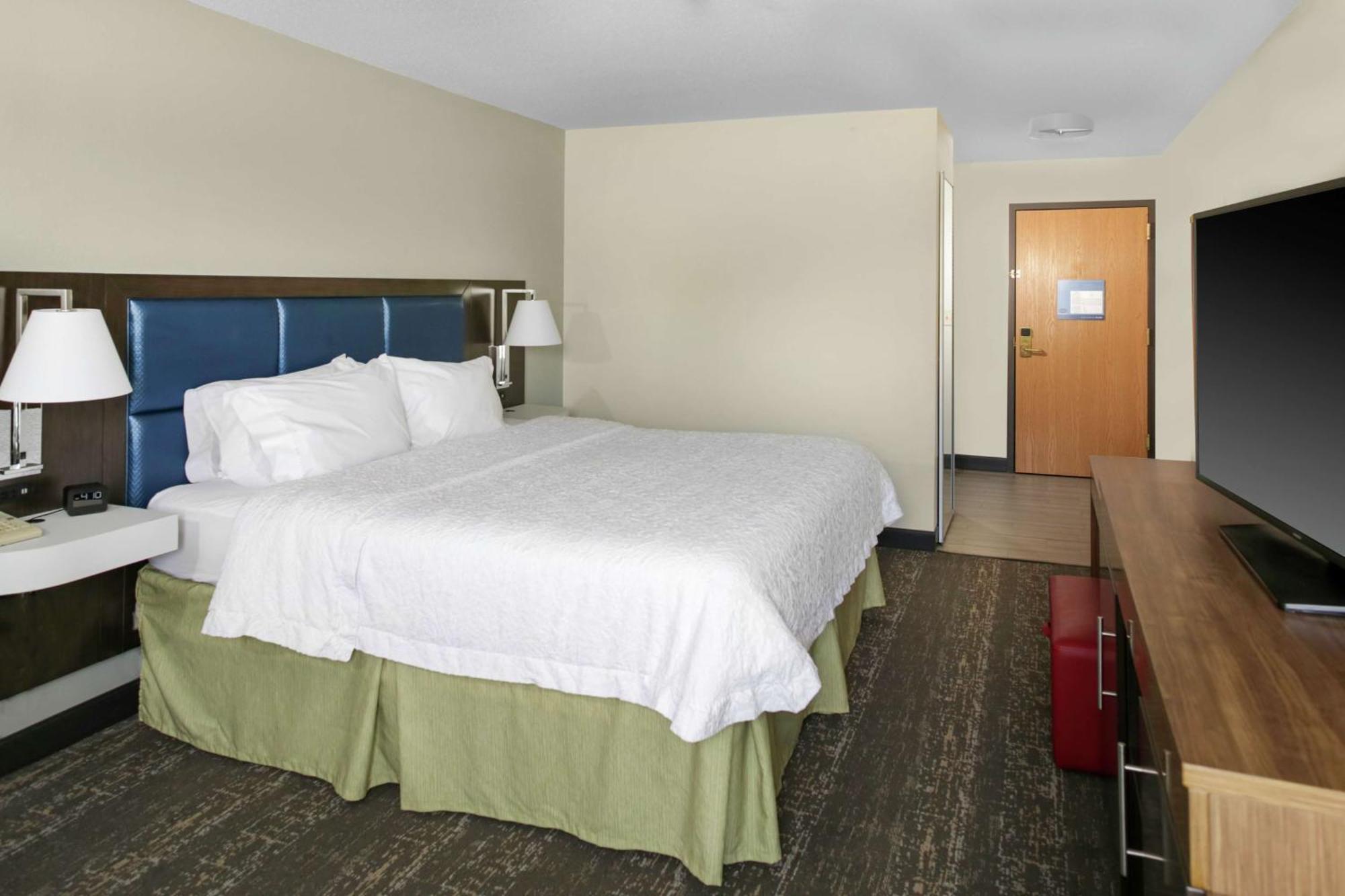 Hampton Inn Portage Bagian luar foto